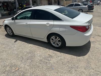 Hyundai Sonata 2013