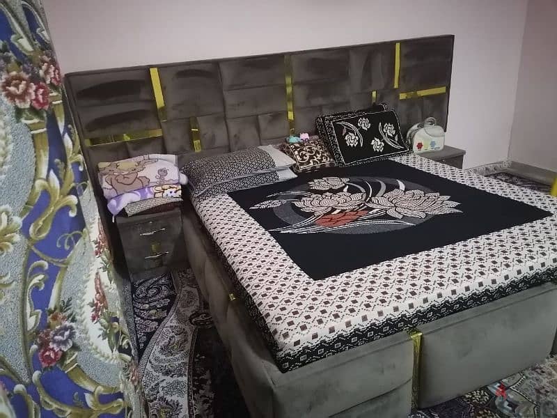 king size bed with two side tables for sale 1