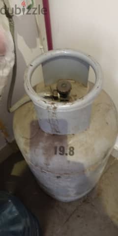 19.8 gas cylinder for sale in Azaiba