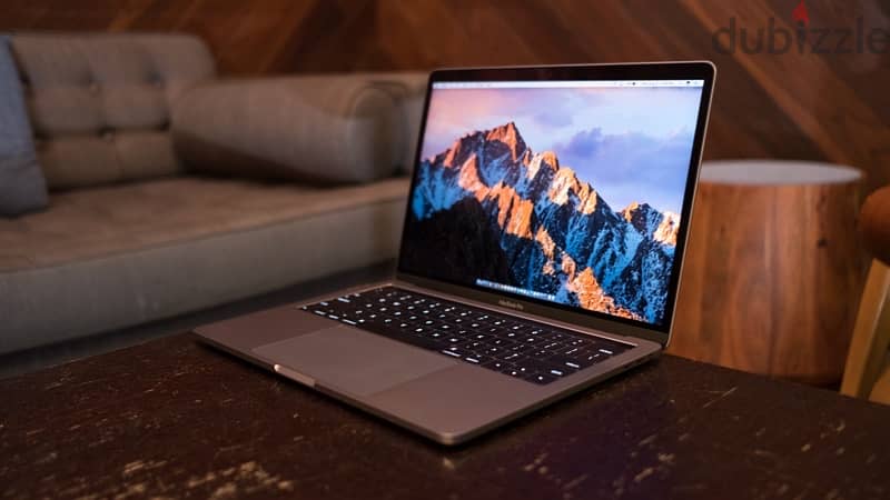 MacBook Pro 2017 (REFURBISHED) - High Performance, (NEGOTIATABLE*) 9