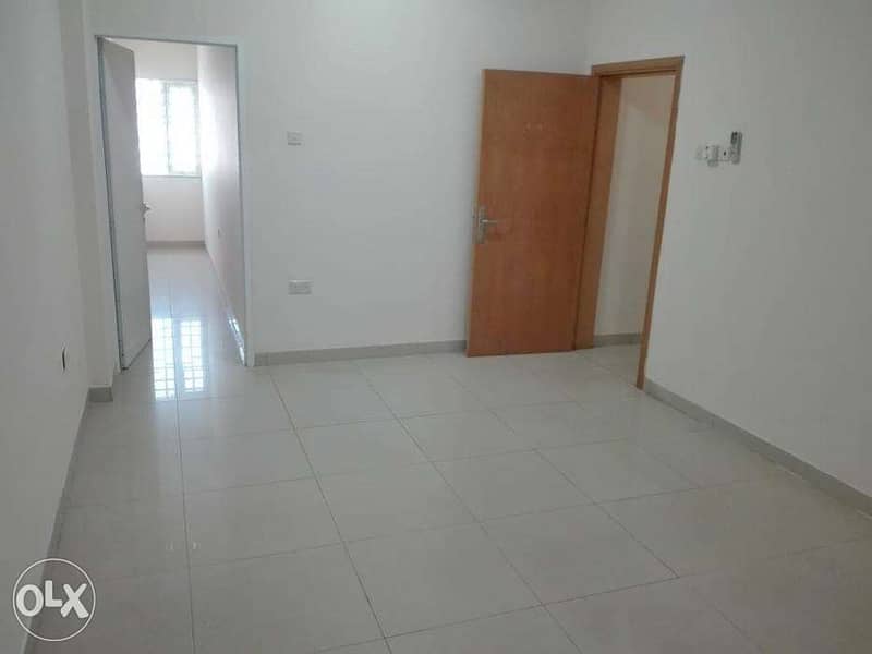 3 BHK FLAT in mawalah near carrefour 4