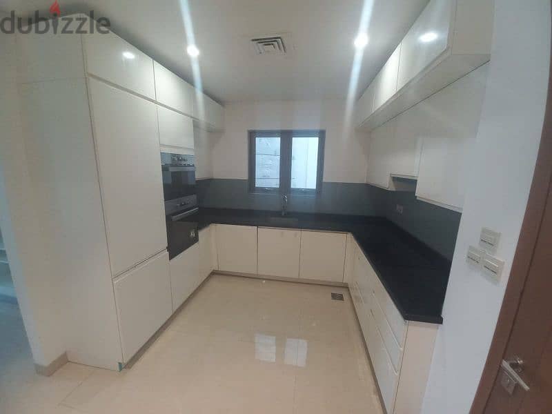 like new semi furnished flat ,M. grand mall, we have different size 2