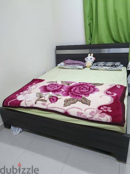 cot with bed for sale in Al falaj area near knowledge rays school 2