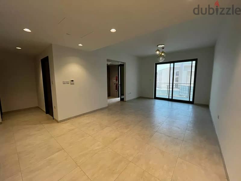 1 BR Large Apartment For Sale for All Nationalities – Muscat Hills 2