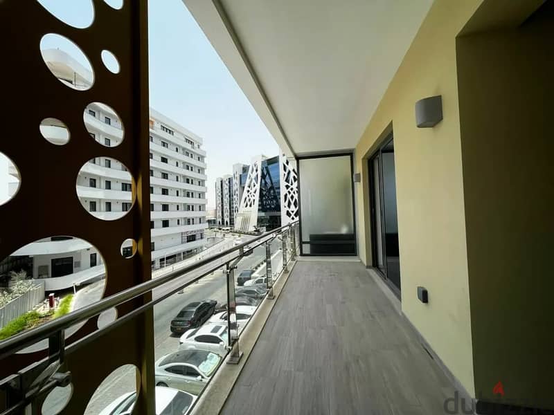 1 BR Large Apartment For Sale for All Nationalities – Muscat Hills 4