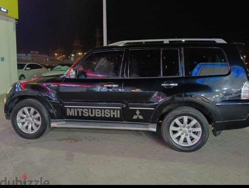 Mitsubishi Pajero 2010 3