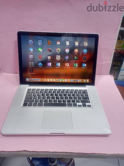 MacBook pro-Core i7-10gb ram-500gb SSD-15.6" inch