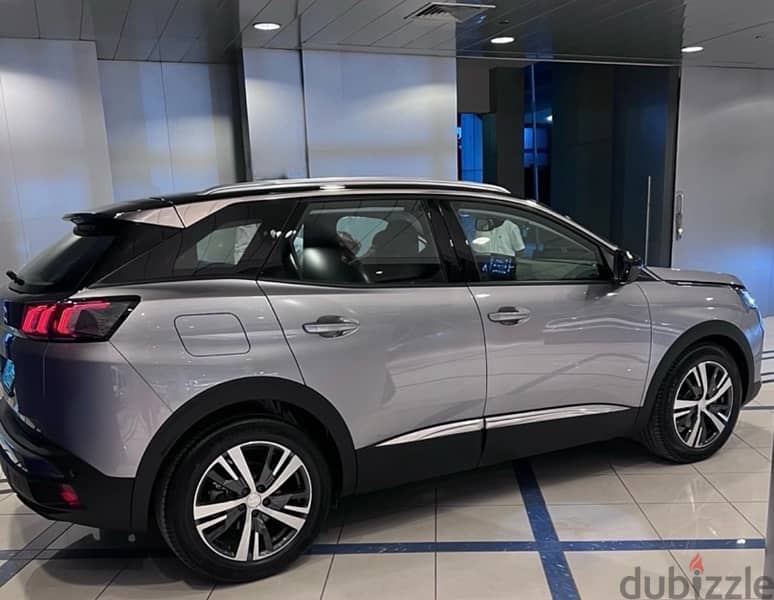 Peugeot 3008 2023 in excellent agency condition 2