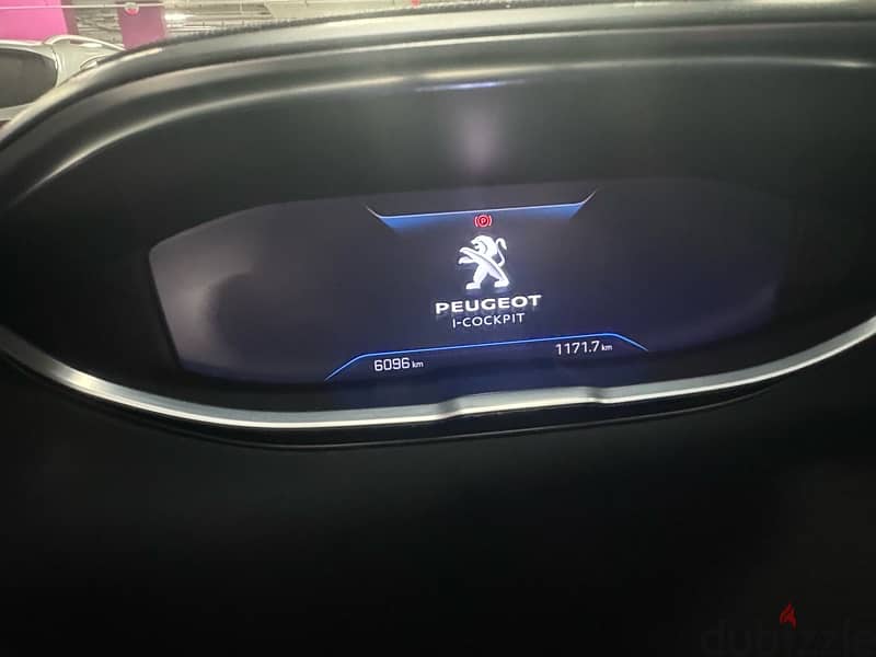 Peugeot 3008 2023 in excellent agency condition 11