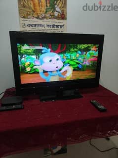 LG LCD Tv 32 inch with satellite disc Airtel