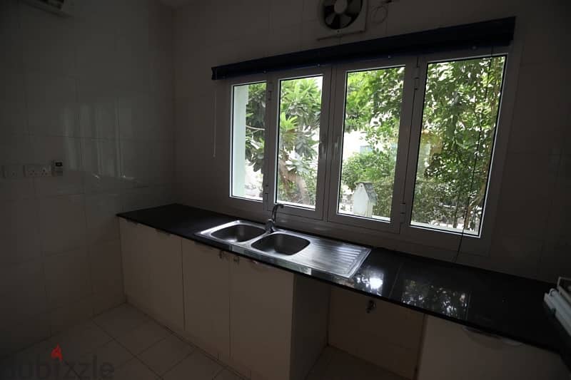 Qurm townhouse for rent 5+1BDR availabe end of Sep-24 14