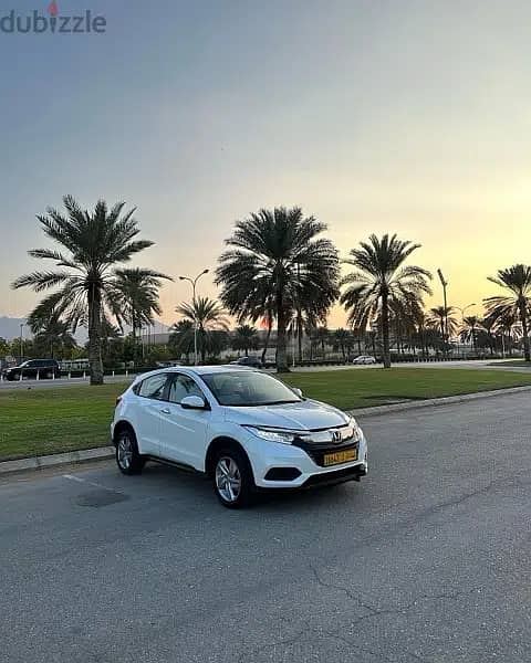 Honda HR-V Gulf specification, Oman, from the first owner, 2019 1