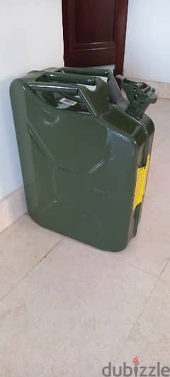 20 liter jerry can