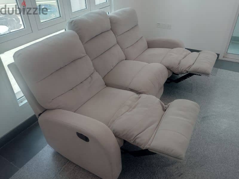 3 seater recliner available for sale 3