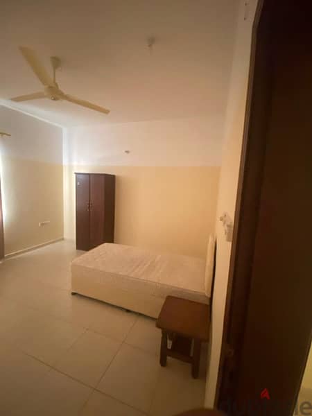 2 bedrooms 2BHK Fully furnished شقة مفروشة غرفتين 2