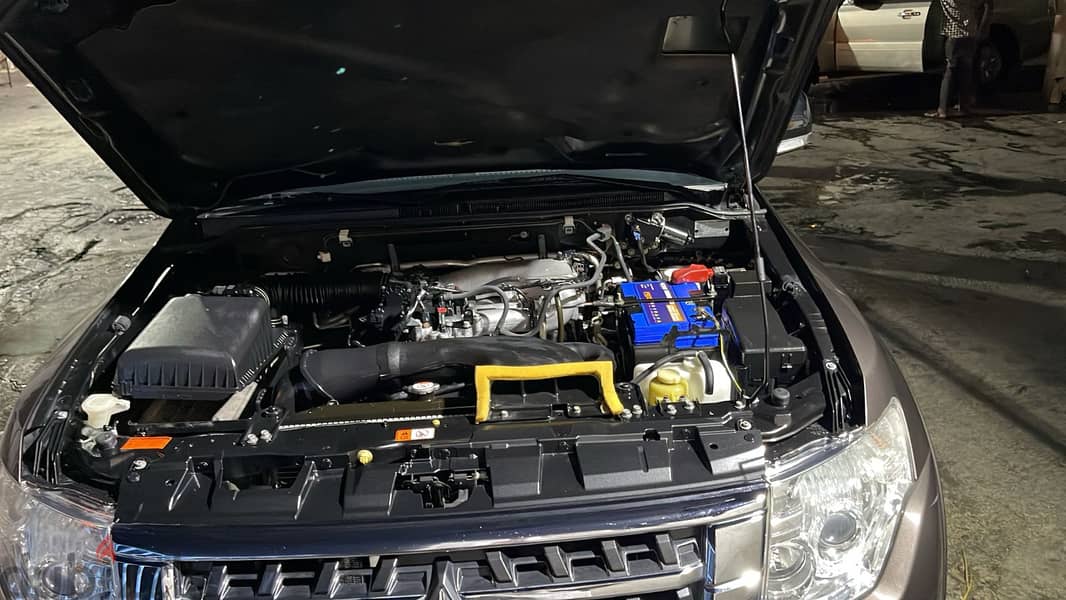 Mitsubishi Pajero 2015 V6 3.5L 15