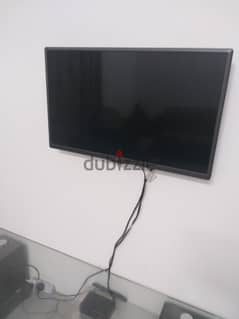 Led TV 32 inch with Dish TV setup Box