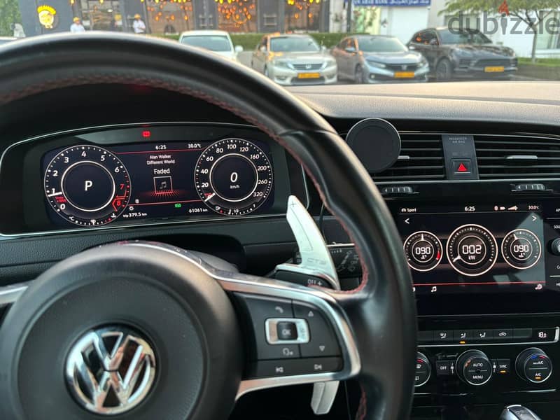 Golf GTI MK7.5 2018 - Oman VW Dealership - Low Mileage 5