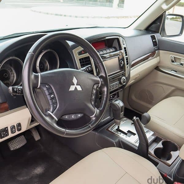 Mitsubishi Pajero 2020 5