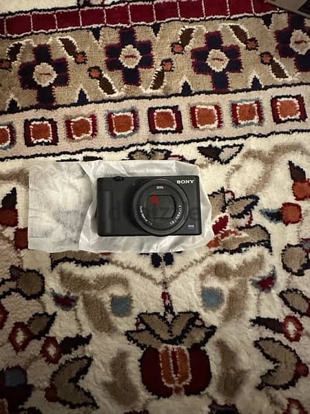Sony ZV1 Camera & Vlog set - with box and papers - Mint Condition 3