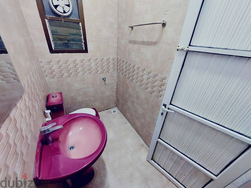 Single Room with AC and Bathroom on sharing apartments 3