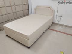 DIWAN BED 120 X 190 WITH MATTRESS EXCELLENT CONDITION OMR 30 0