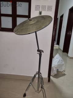 crash cymbals + stand