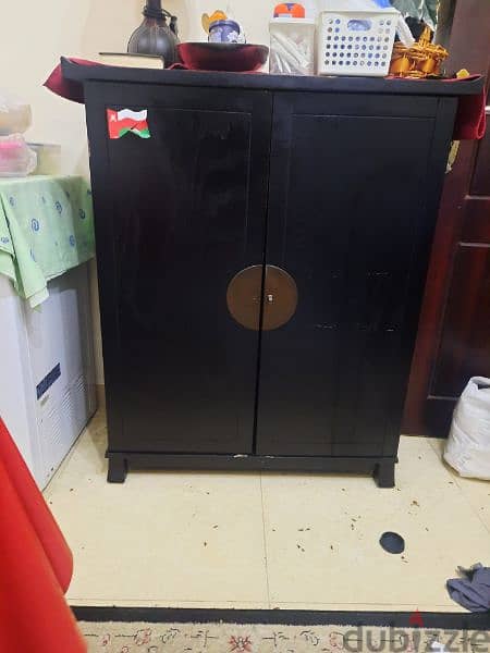 wooden cabinet or almari for sale in good condition 0