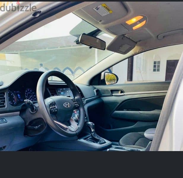 Hyundai Elantra 2019 6