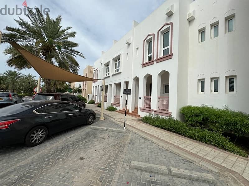 2 BR Townhouse in Almouj for Rent 18