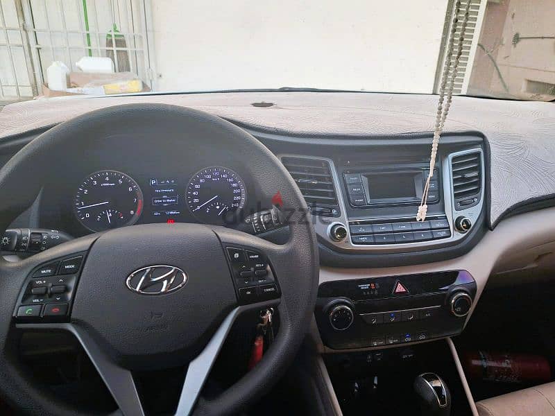 Excellent Condition Hyundai Tucson 2018 6