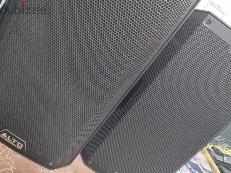 Speaker  ALTO Professional 212  conditions are very good like new 3
