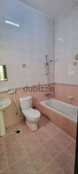 2 bedrooms flat at qhubra opposite panorama  mall with wifi free 8