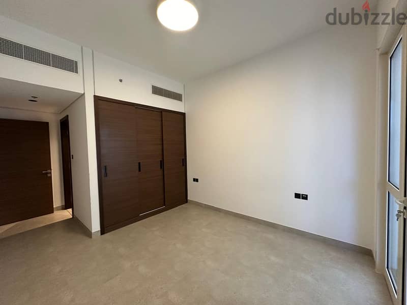 1 BR Excellent Apartment Located in Muscat Hills for Rent 8