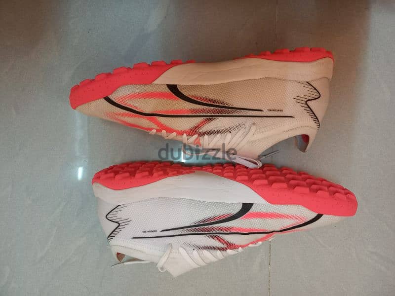Puma Ultra Match TT football shoes 1