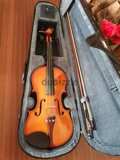 Selling violin
Unused violin