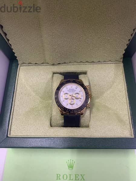 Black And Gold Mens Watch 3