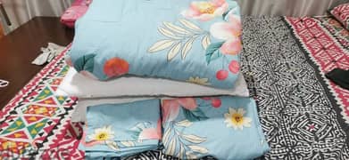 Comforter set in good condition