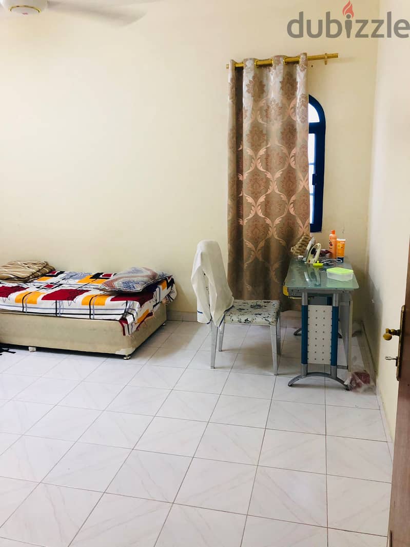 Single Room Available For Rent. Spacious Room , Al Khuwair. 2