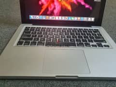 8gb
500gb. 13.3inch
Core i5 MacBook pro