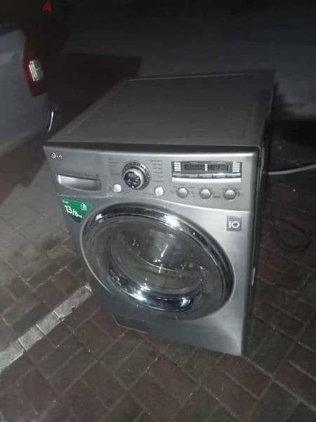 LG 13kg pulse 8kg front door automatic washing machine full option 1