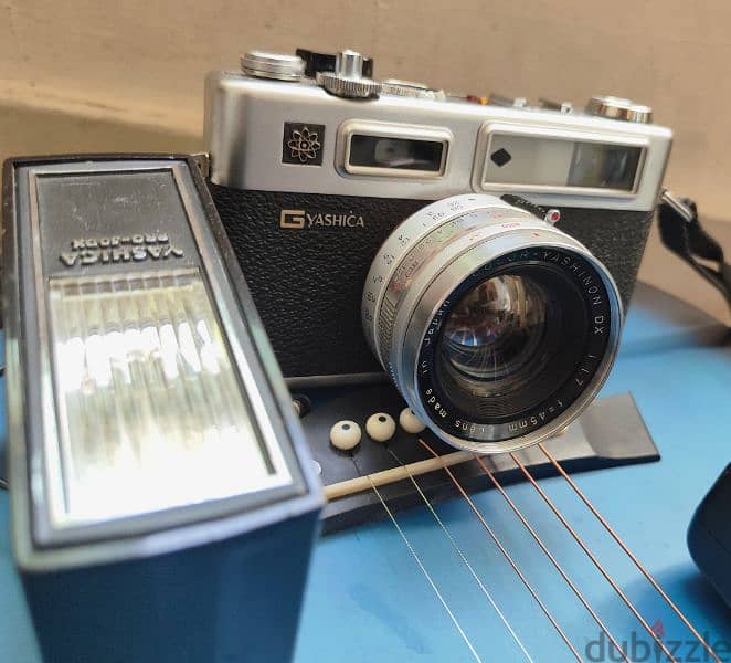 50years old  Vintage Camera yashica 3