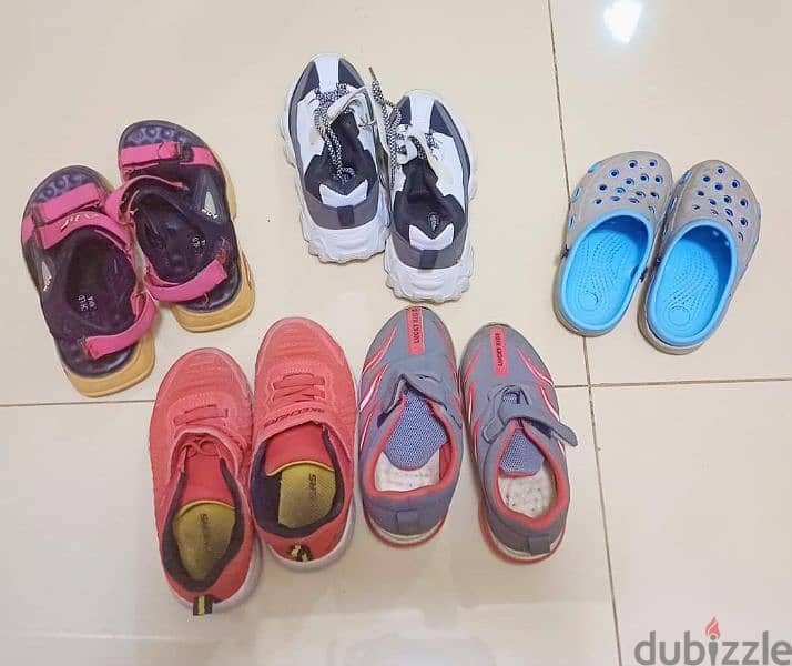 Boy 3-4 age kids shoes and sandals . 1
