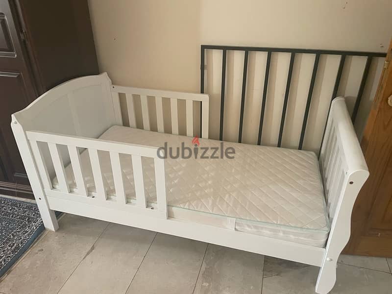 سرير اطفال للبيع 1