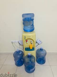 hot and cold water dispenser with 4 bottles