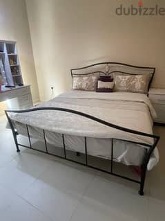 Bedframe with mattress 0