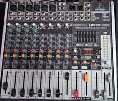 Audio equilizer mixer, behringer 0