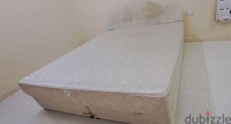 KING SIZE BED & COT