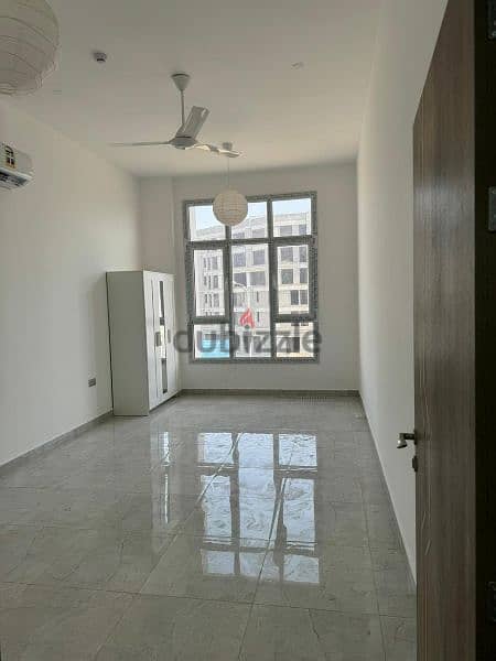 New Apartment for Rent in Mawaleh 11شقق جديدة للإيجار في الموالح 3