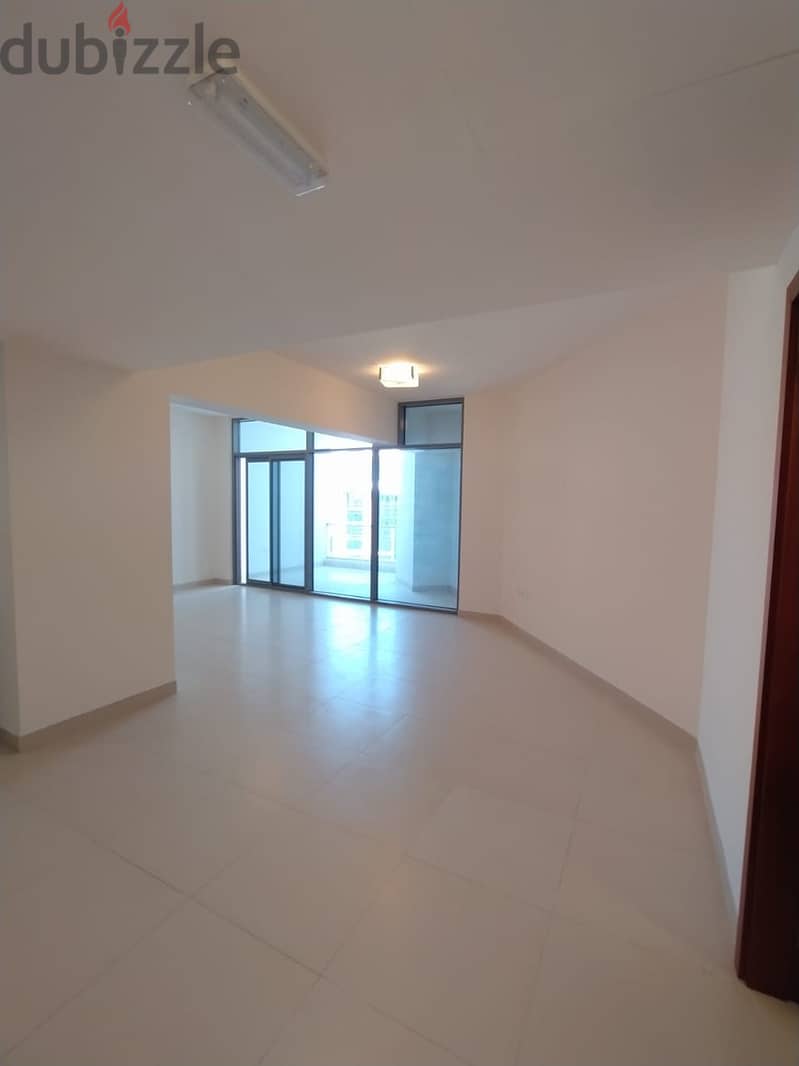 ADL1** Spacious 1BR  Apartement for rent in the links muscat hills 4
